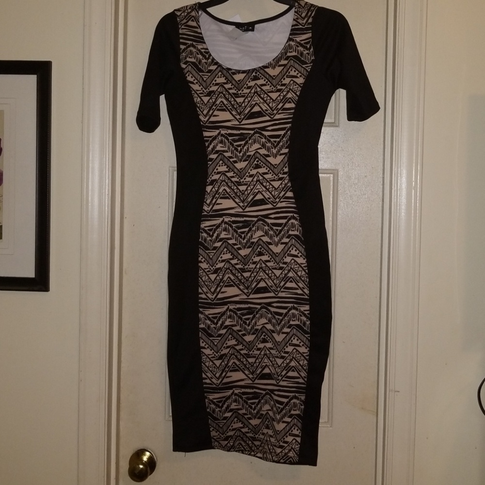 Black and tan abstract midi bodycon dress